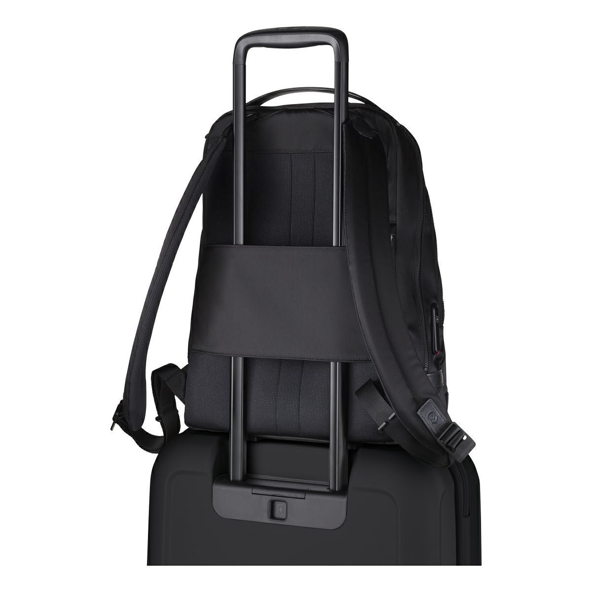 ビクトリノックス リュック A4 17L メンズ ブラック 611804 ALOX NERO