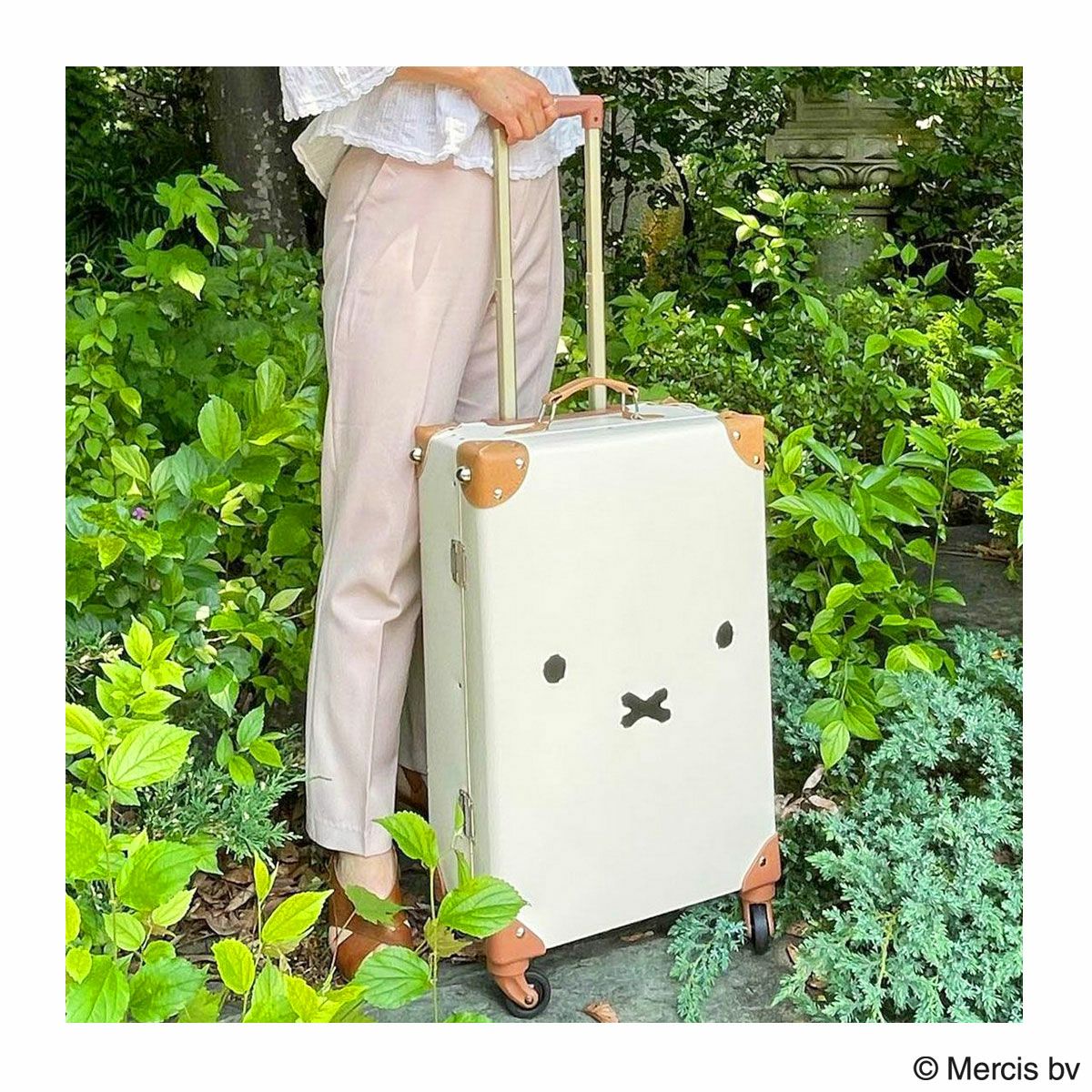 ミッフィー トランク キャリーケース Sサイズ 23L Miffy（ミッフィー） スーツケース トランクキャリー 23L : ZOZOTOWN