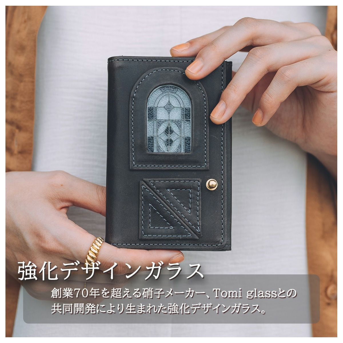 タローマン × MONDEWORK 受注生産品 カード・ケース タローマン × MONDEWORK 受注生産品 カード・コインケース - メルカリ
