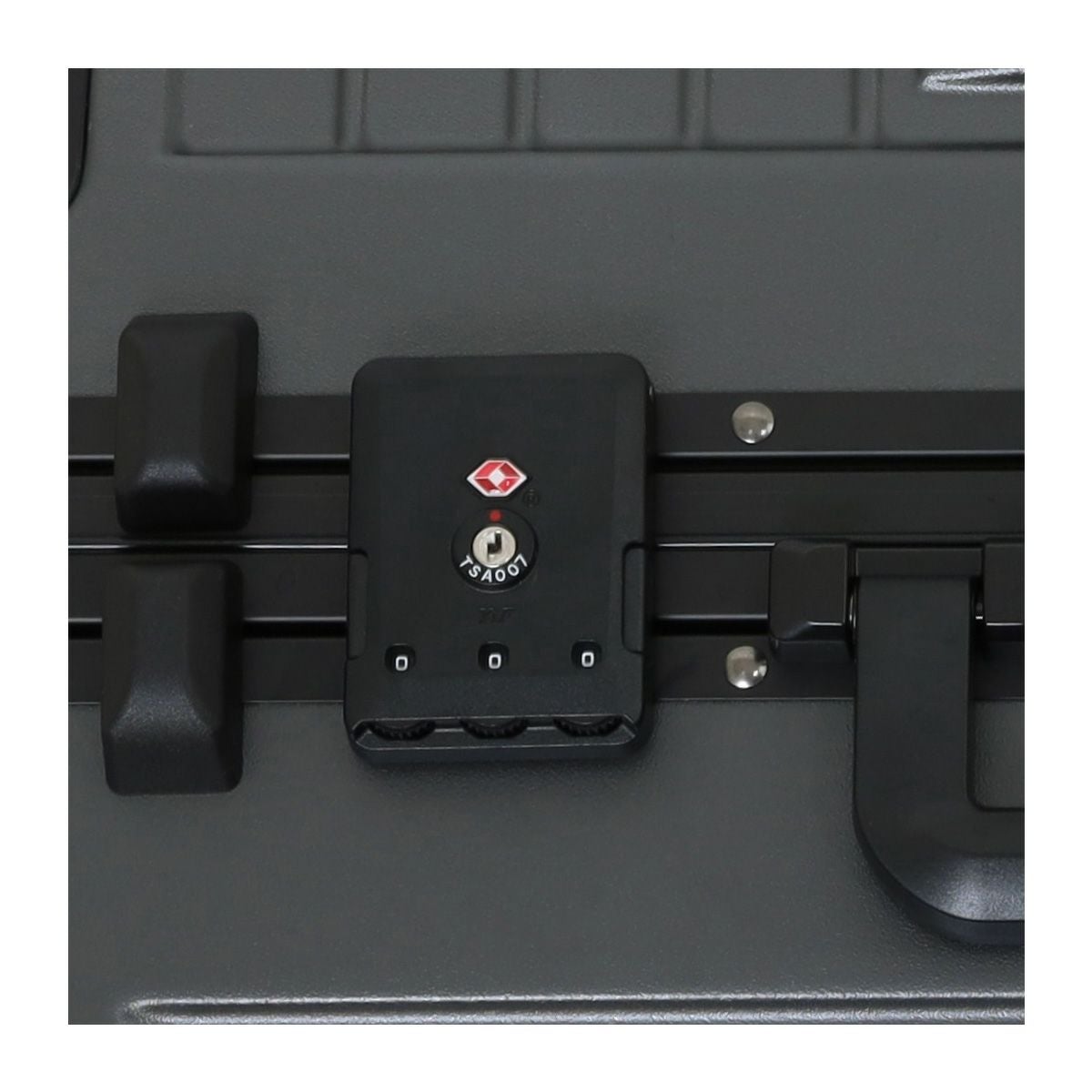 プラグ スーツケース 33L 46cm 3.9kg PLGT-105 PLUG | キャリーケース