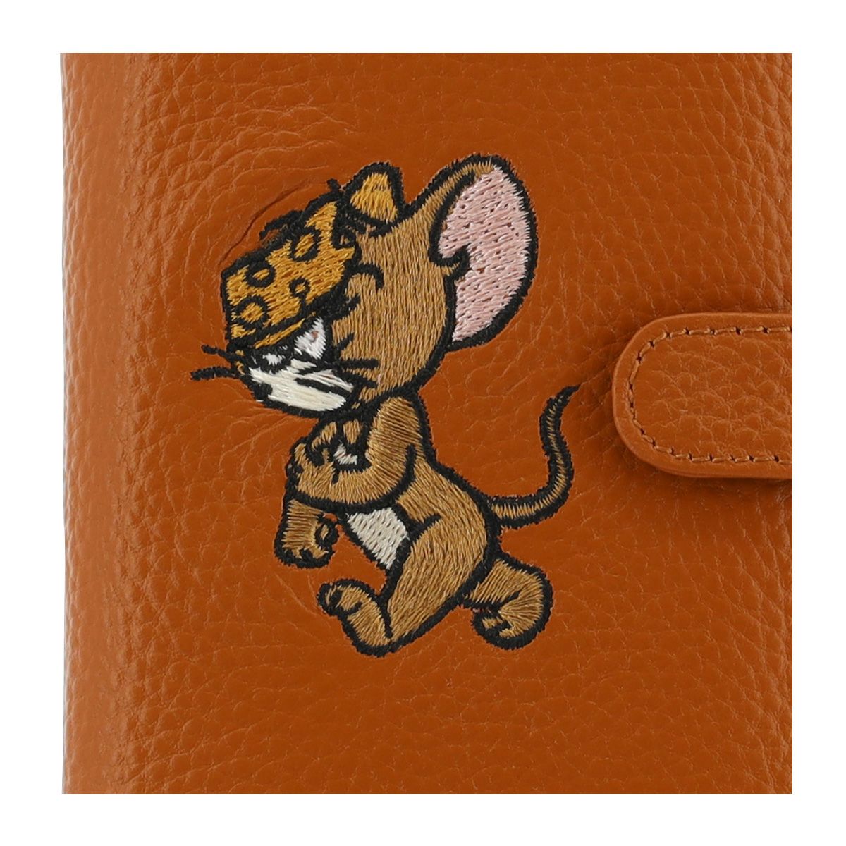 000000143861-29.jpg?size=m&w=