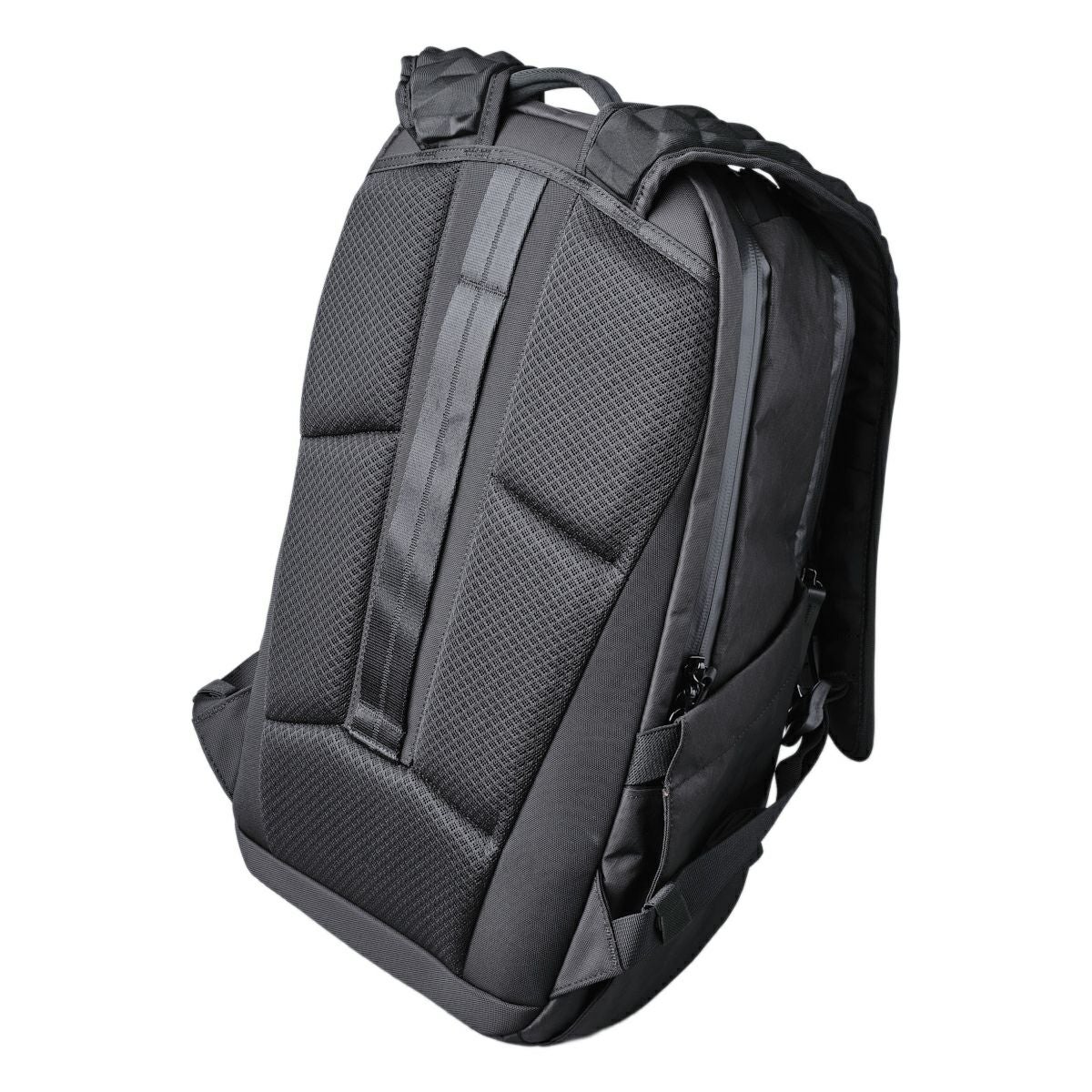 アルパカ ELEMENTS BACKPACK PRO バックパック リュック 16インチ 26L