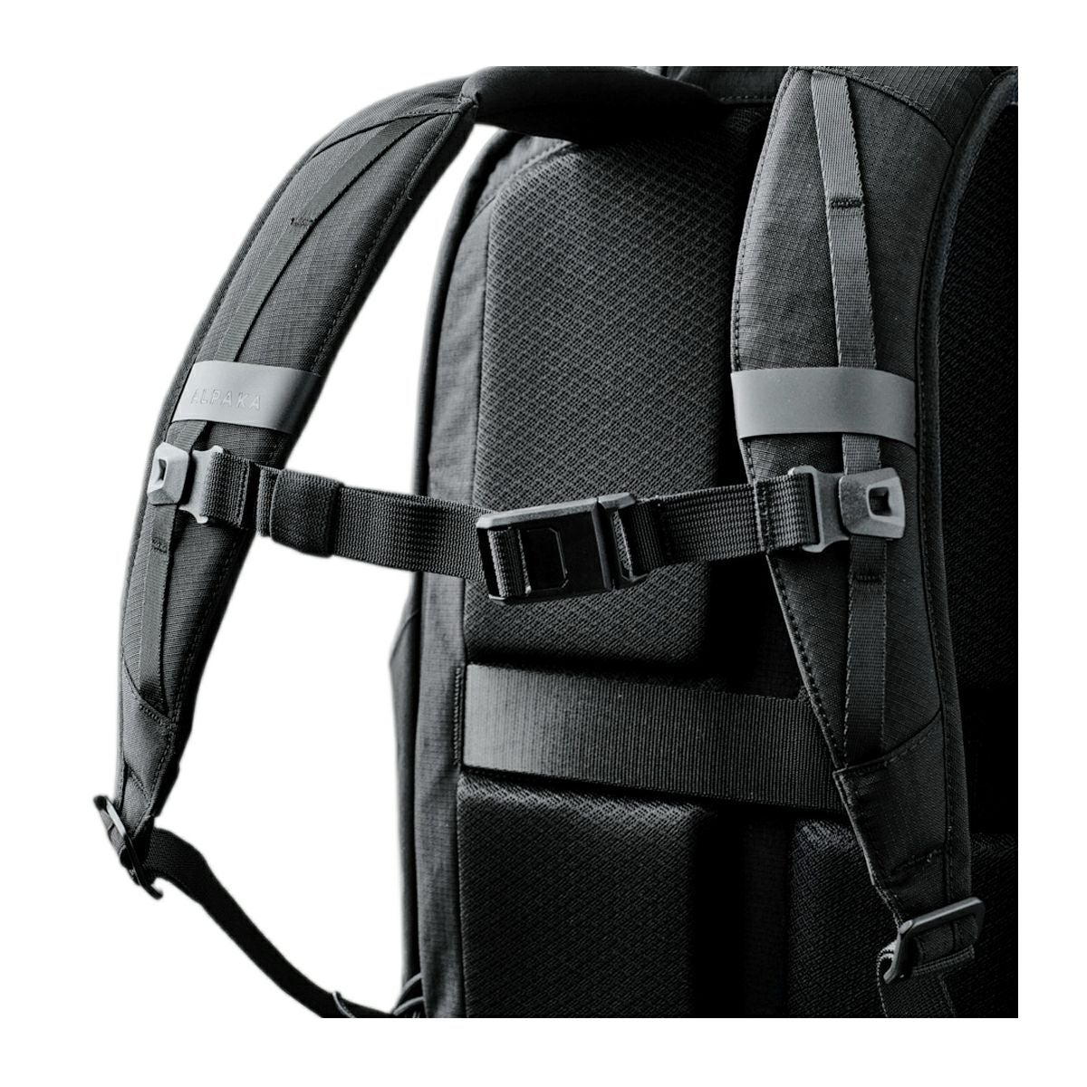 アルパカ BRAVO BACKPACK バックパック リュック 16インチ 23L メンズ