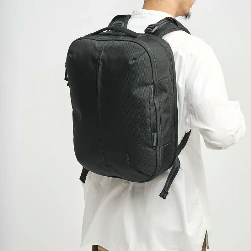インケース ブリーフケース リュック 2WAY 18L 16インチ トラックス