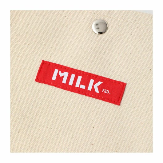 【30】レッド（背面ロゴ）