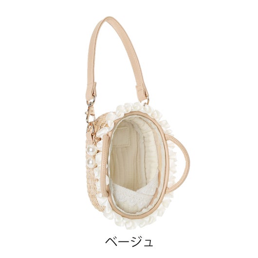 ベージュ