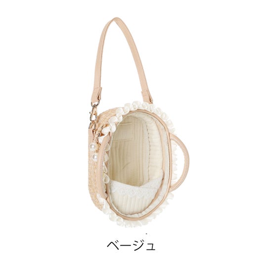 ベージュ