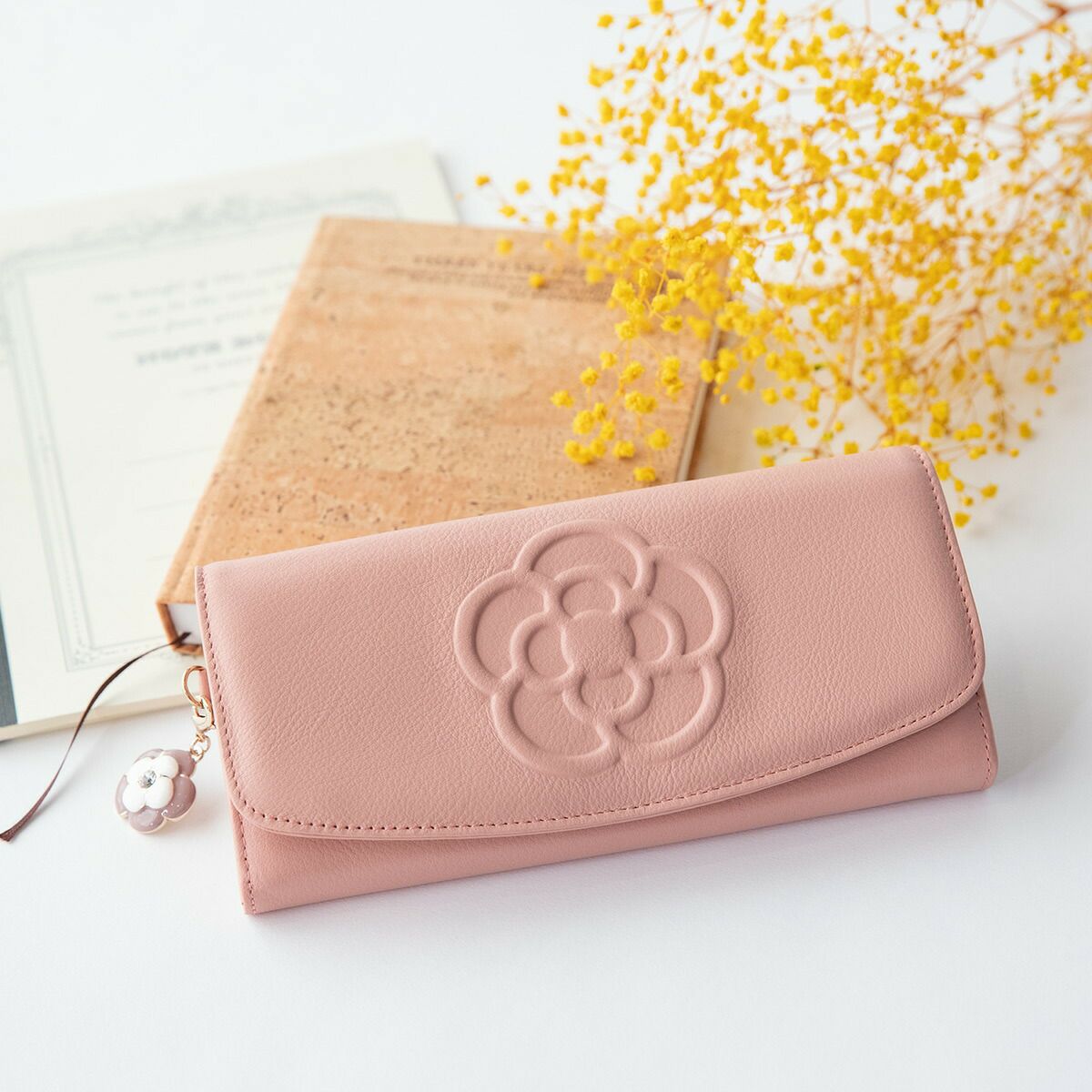 チマさん 出品 クレイサス 長財布 かぶせ 本革 レディース ワッフル 185430 190320